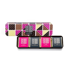 ASSORTMENT OF 12 DARK AND MILK CHOCOLATES 60G