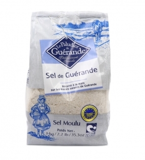 Fine dried sea salt poly bag